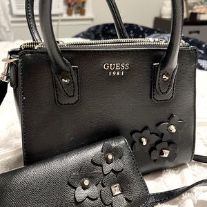 Guess pocketbook and wallet